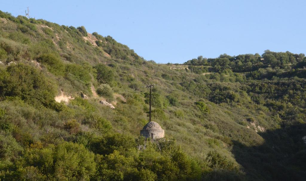 Amarakos Guesthouse Λειτουργεί Υπό Νέα Διεύθυνση Kato Akourdalia Luaran gambar